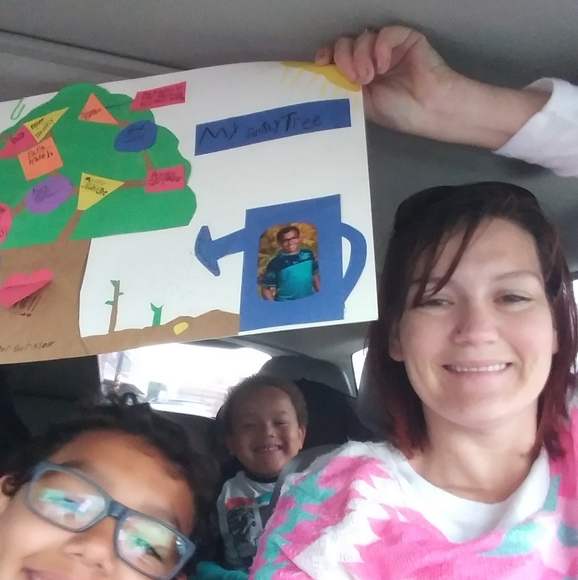 Meet your Posher, Mandie - Picture 3 of 15